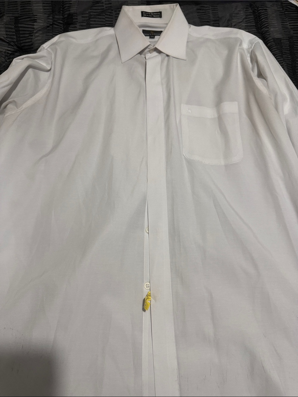Stacy Adams White Long-Sleeve Dress Shirt with Chest Pocket